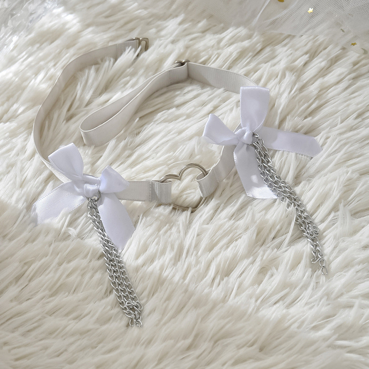 White Heart Ring Leg Garter