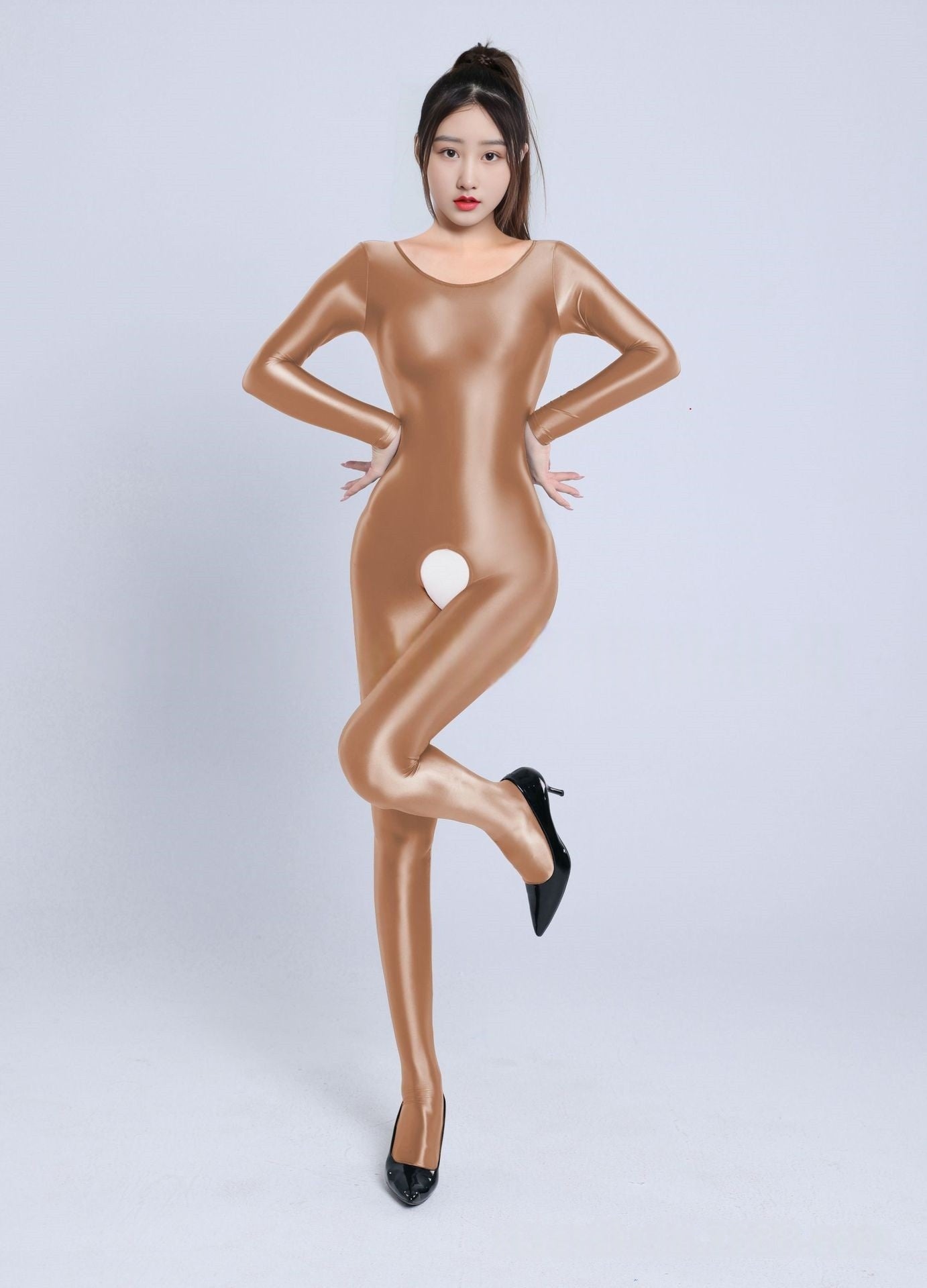 Long-Sleeved Oil Shiny Crotchless Bodystocking