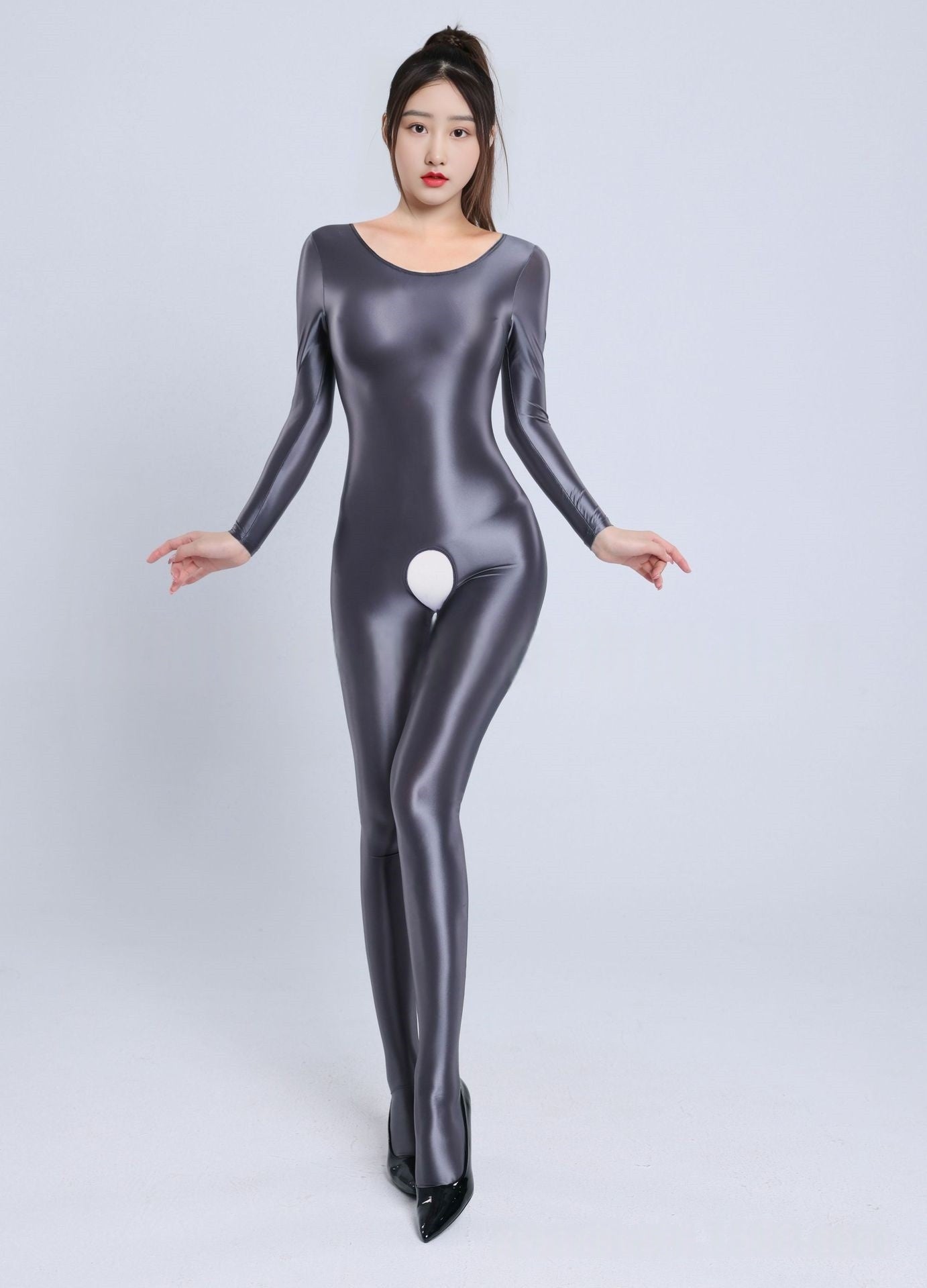 Long-Sleeved Oil Shiny Crotchless Bodystocking