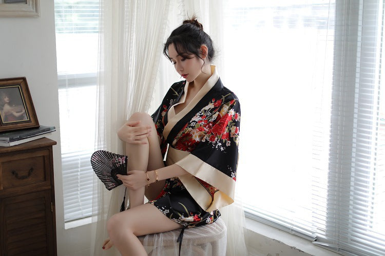 Sexy Kimono Cosplay