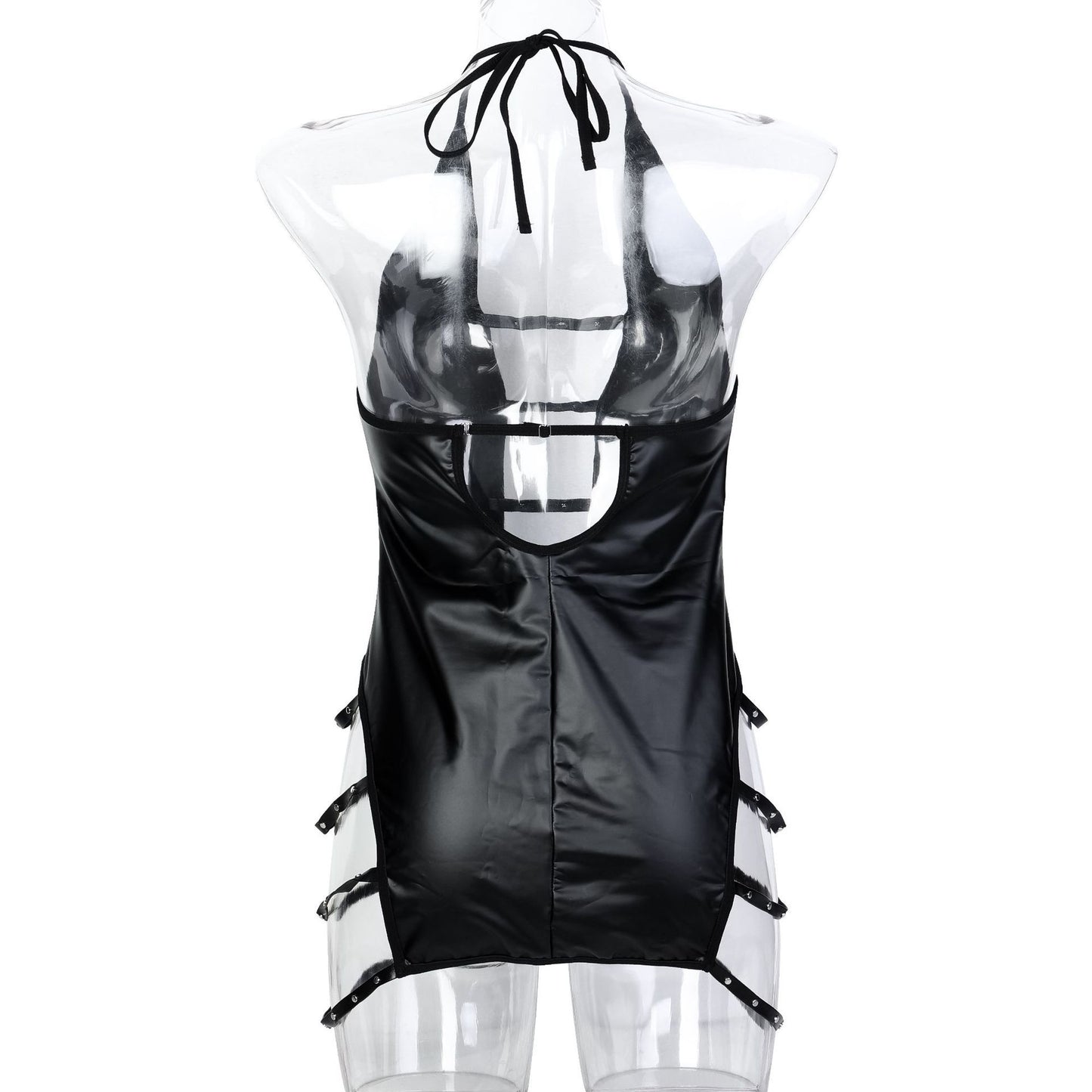 Domme Attire