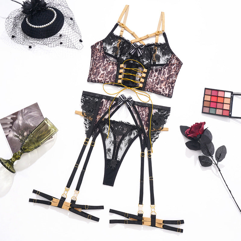 Corset Cougar Lingerie Set with Garter Belt Le Jour Jour Corset Cougar Lingerie Set with Garter Belt Le Jour Jour