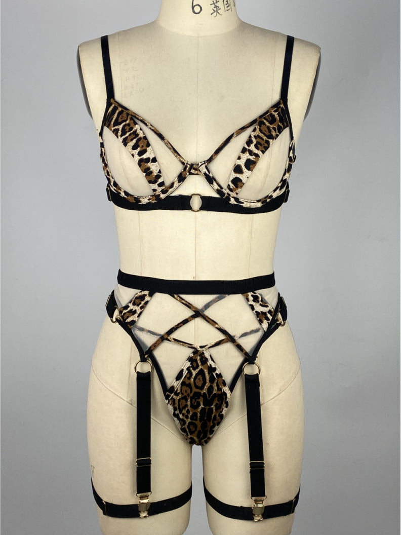 Cougar Lingerie Set Intimate with Garter Belt Le Jour Jour Cougar Lingerie Set Intimate with Garter Belt Le Jour Jour