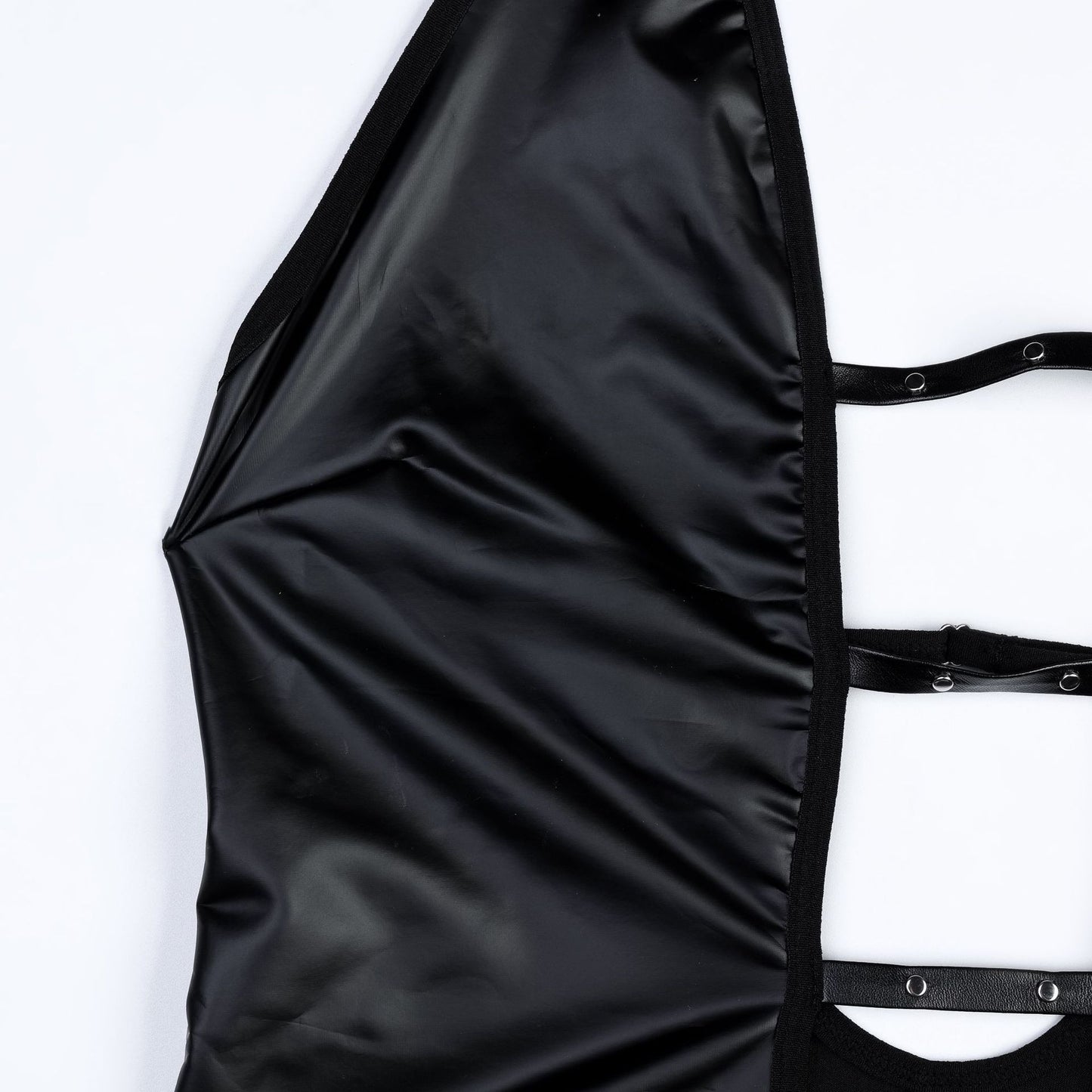 Domme Attire