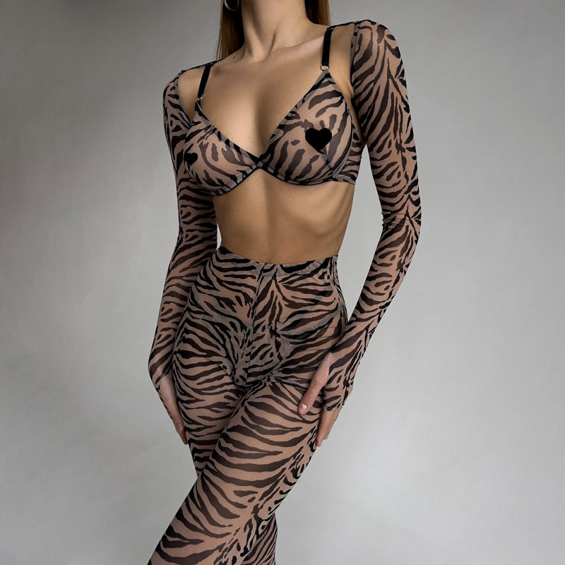 Long Sleeved Cougar Lingerie Outfits with Leggings