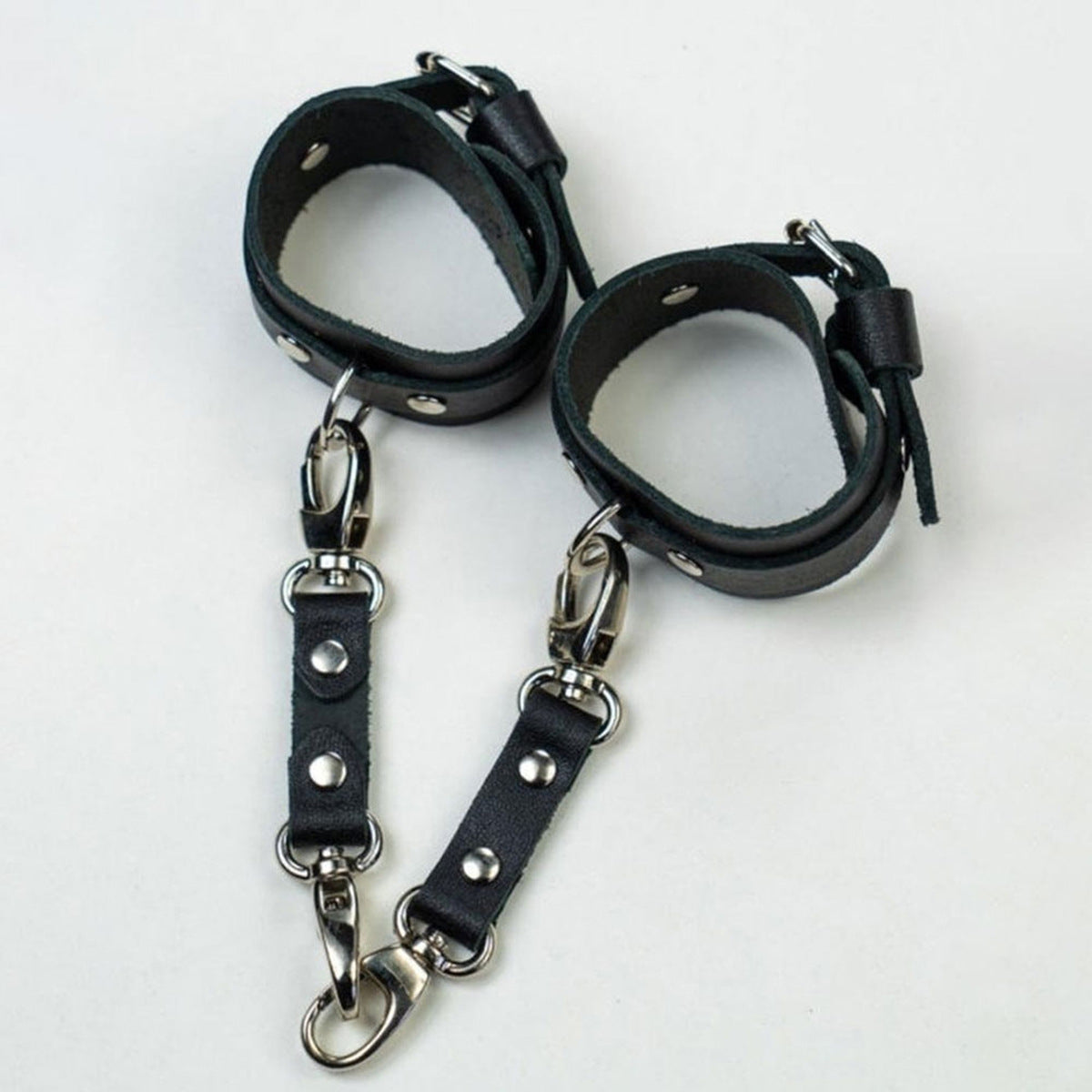 bondage handcuff