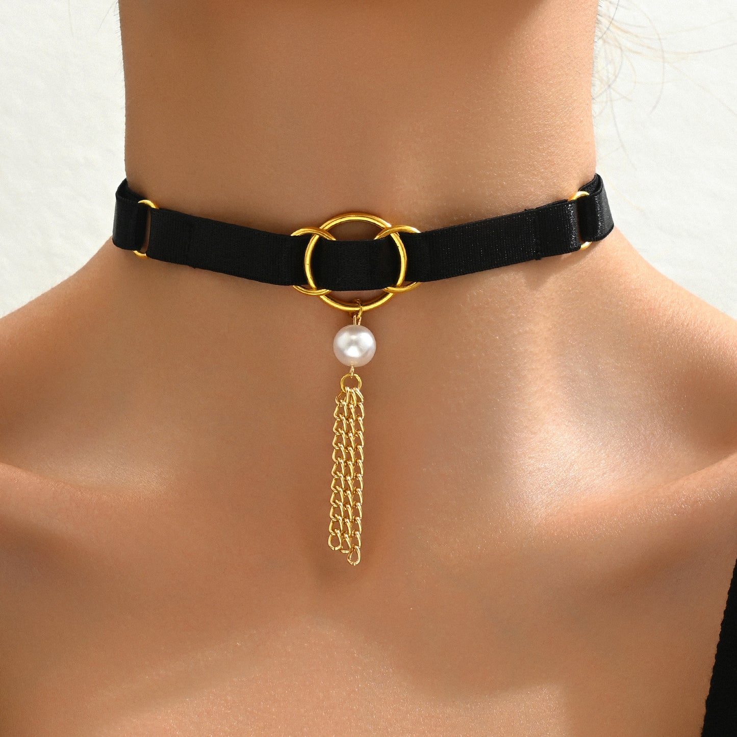 Gold Pearl Pendant Sex Choker