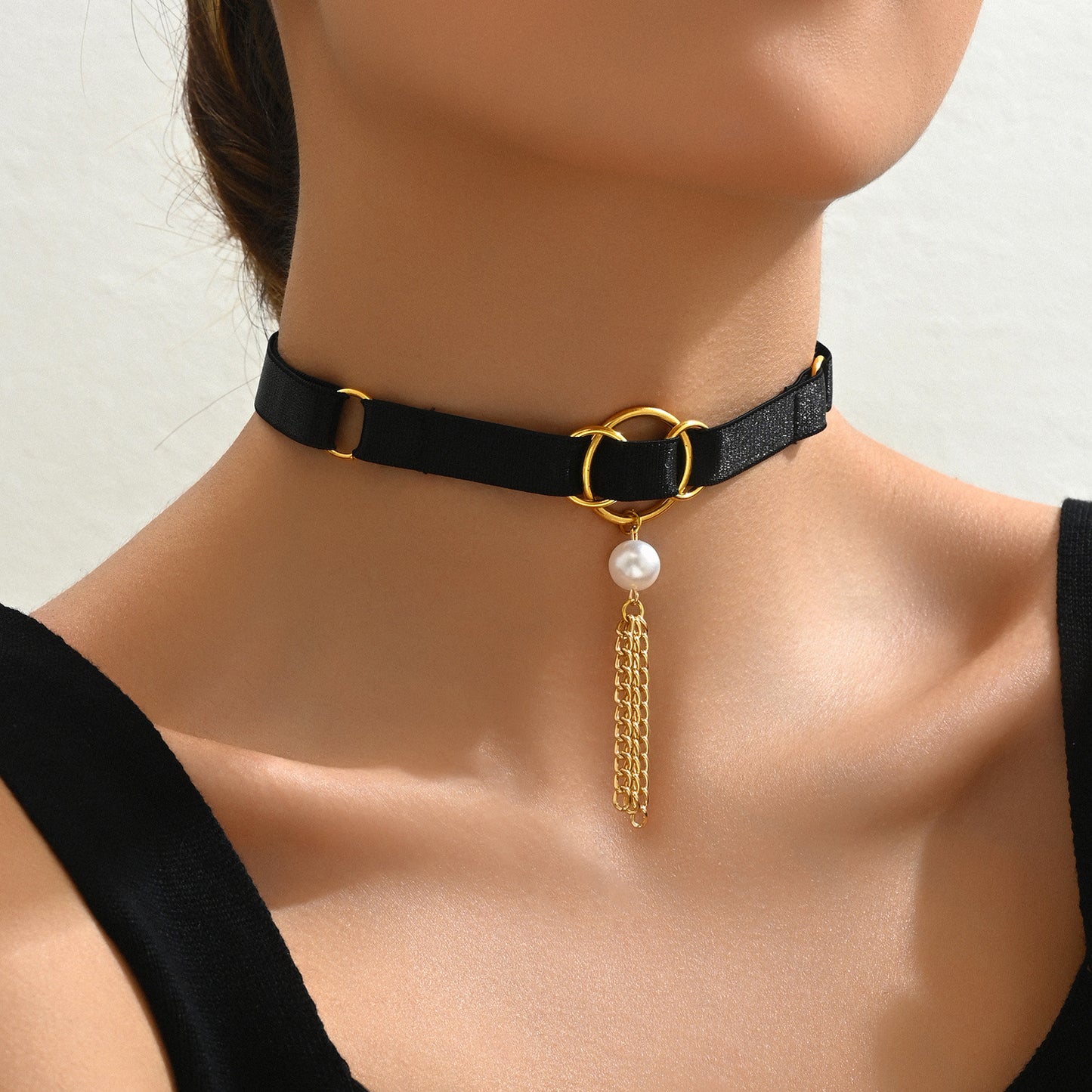 Gold Pearl Pendant Sex Choker